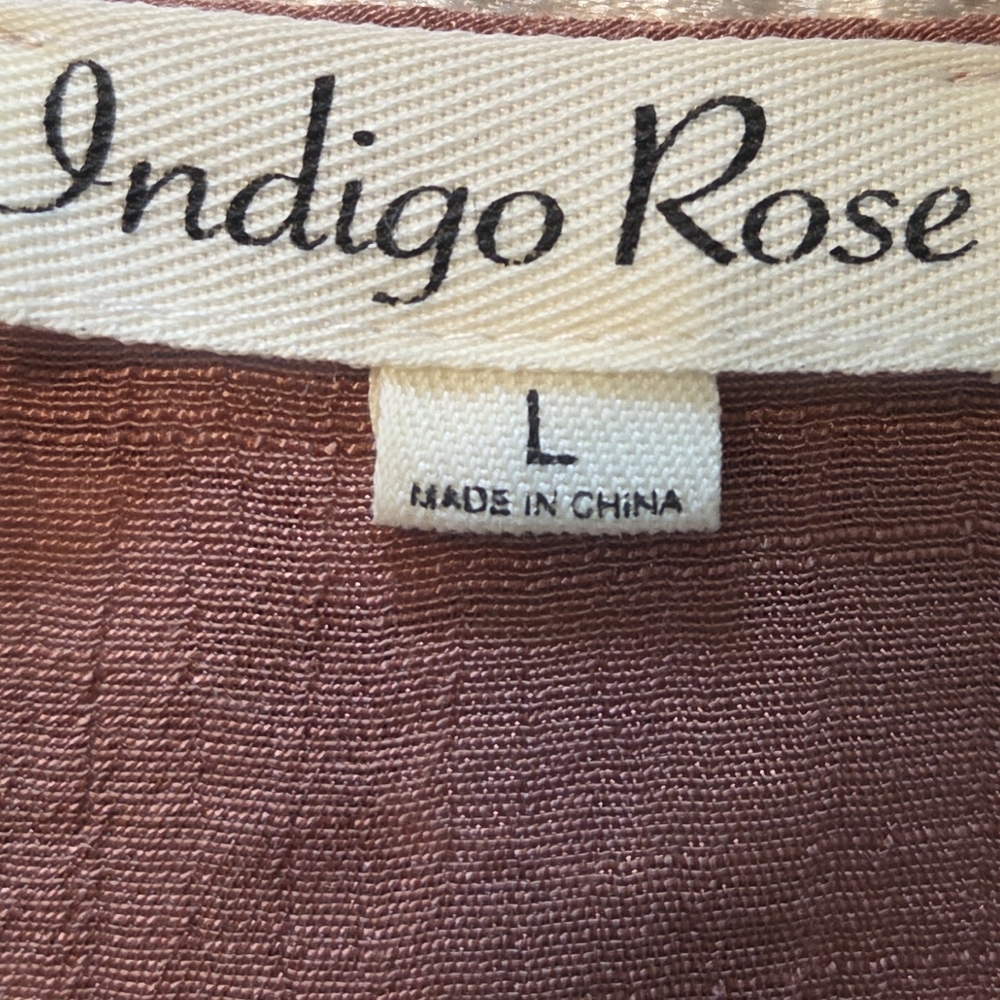 Indigo Rose Terracotta Lace Sleeve V Neck Tunic Blouse Large NWT - Picture 7 of 7